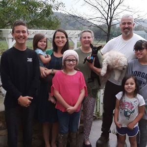 Meet your Posher, Debbie